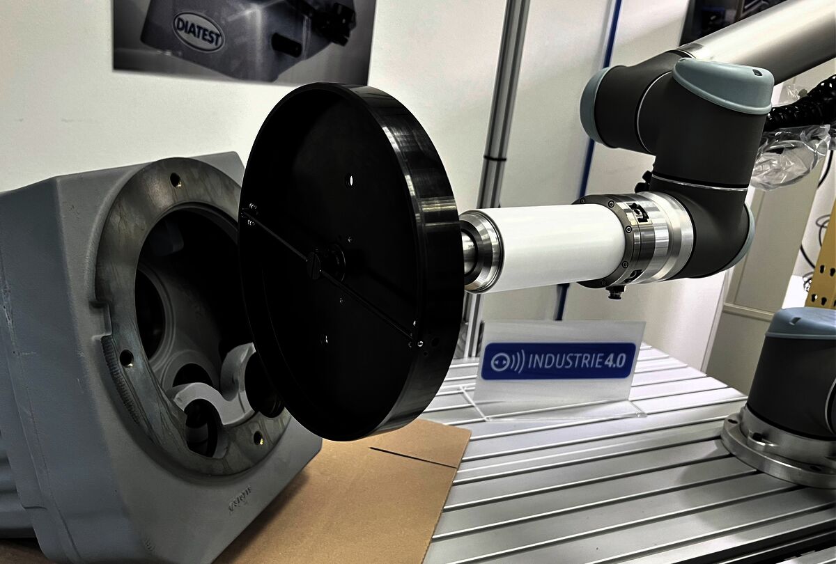 Inline measurement with DIATEST IPM and Cobot