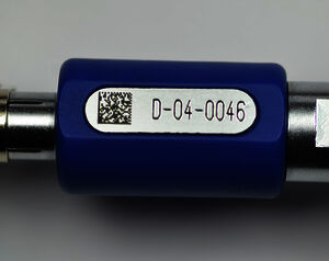 Sonderbeschriftung in Klarschrift und Data Matrix Code