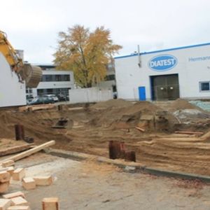 … Afterwards the more than 4 m deep ditch for the foundation of the new building was ditched.