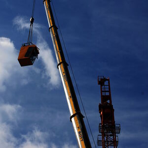 The crane was dismantled bit by bit…