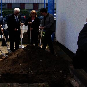 On May 12th 2014 the „Ground Breaking Ceremony“ for the new office and production complex of DIATEST took place. Numerous guests and business partners from Germany and abroad celebrated together with DIATEST in marvellous sunshine …