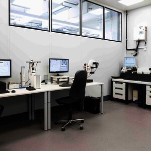 Let's continue with the tour: Our new calibration room offers many possibilities for testing, from DIATEST products to external measuring devices. More about this later...